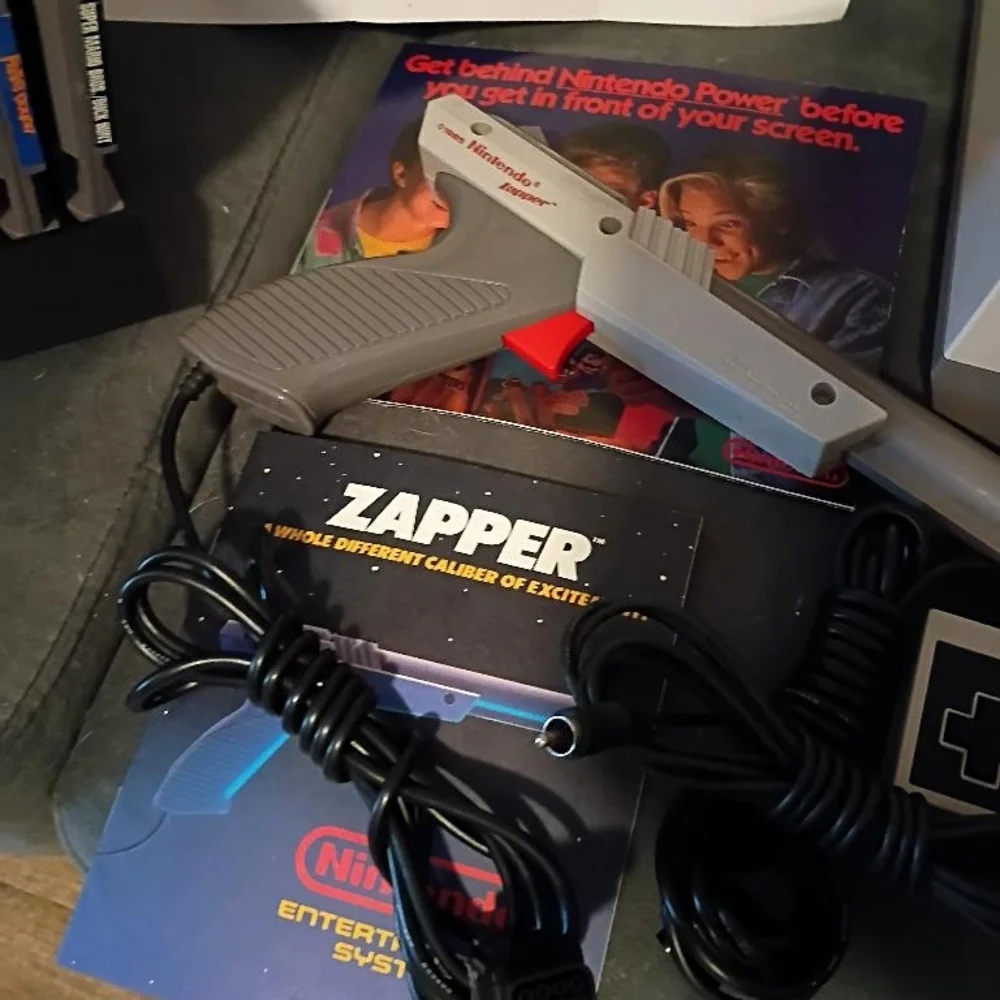 Nintendo NES Game Console